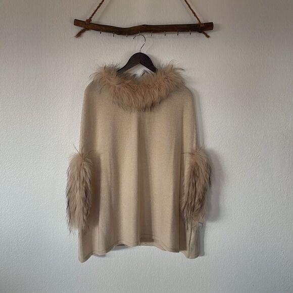 RARE Fur lined sweater - Picture 2 of 5